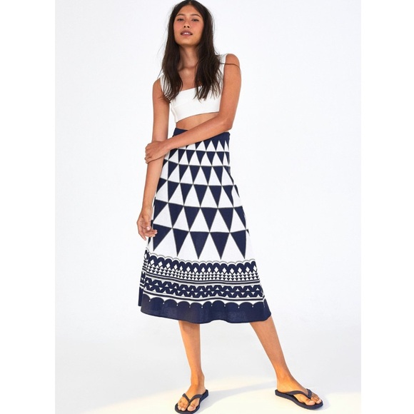 FARM Rio Dresses & Skirts - {farm rio} high waisted pyramid linen blend skirt